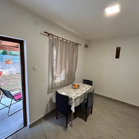 Apartments Branko Banjole Exterior photo